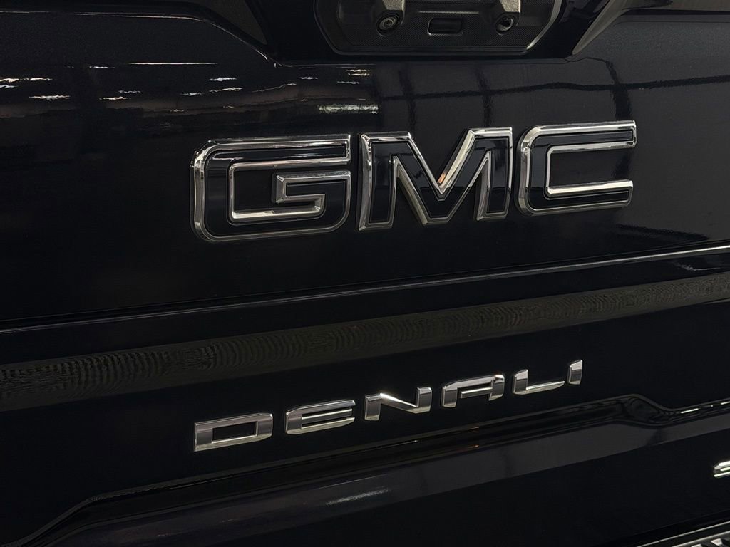 Used 2022 GMC Sierra 1500 Denali Ultimate AWD/4WD image 12