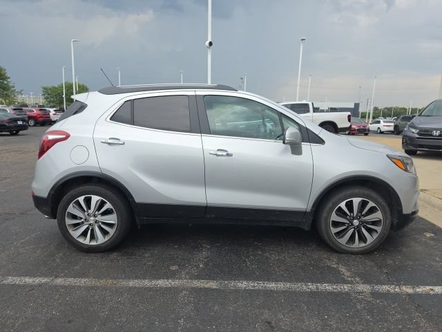 Used 2017 Buick Encore Essence FWD image 2
