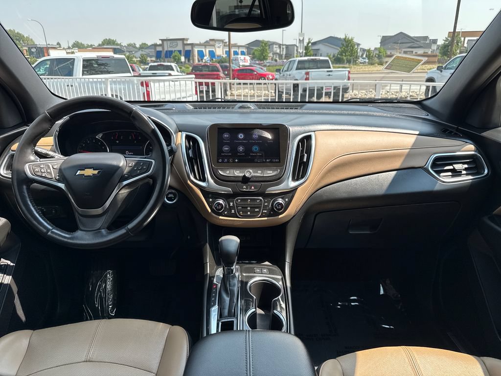Used 2022 Chevrolet Equinox Premier AWD/4WD image 12