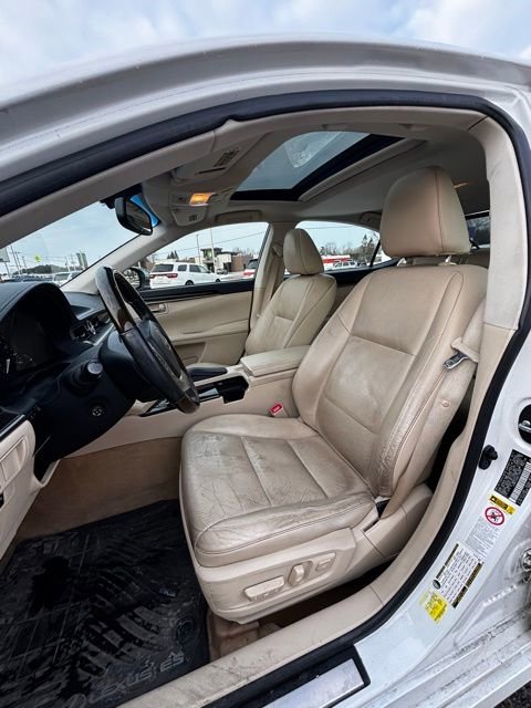 Used 2014 Lexus ES 350 w/ Luxury Package image 10