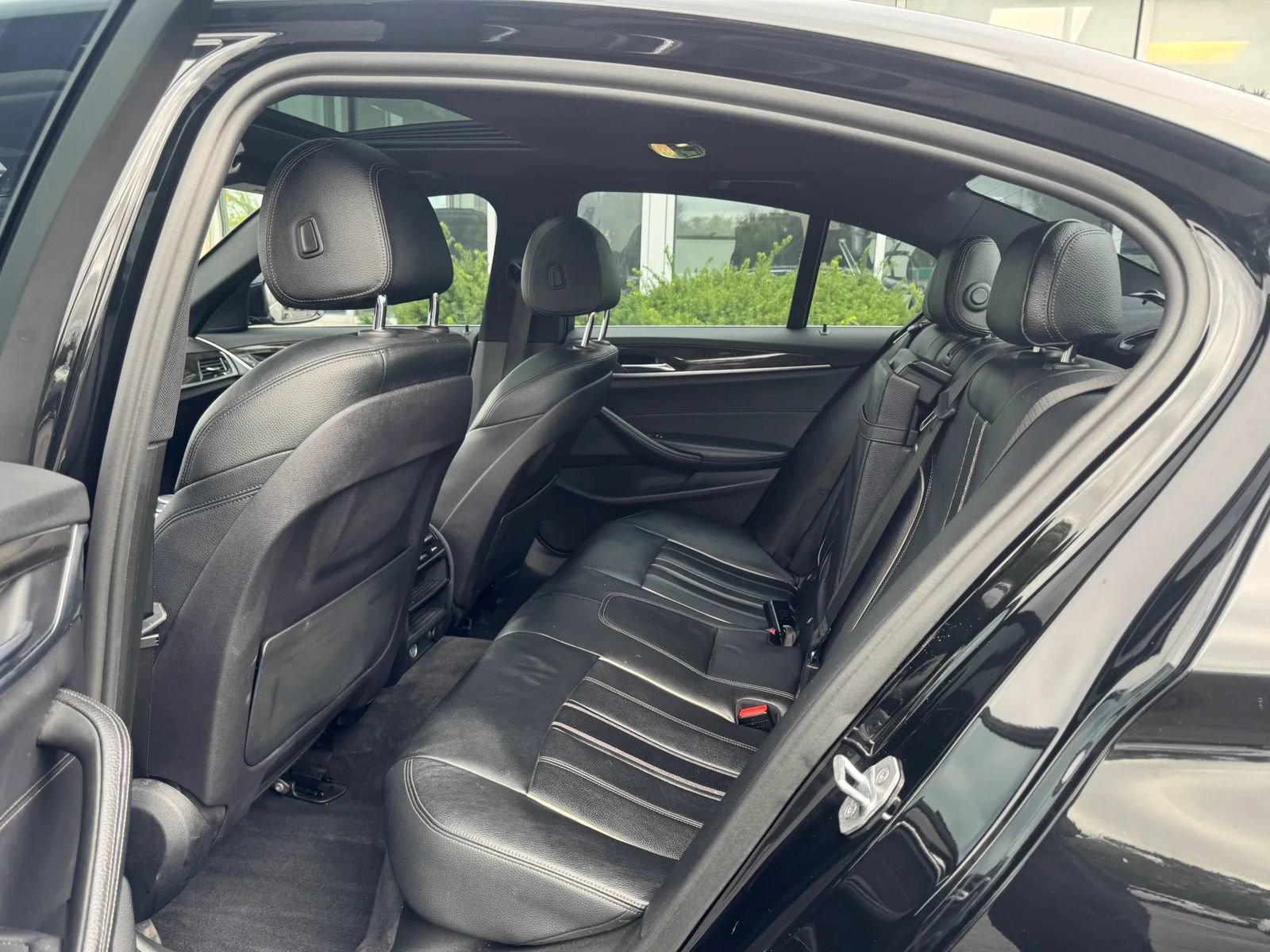 Used 2017 BMW 540i RWD image 13