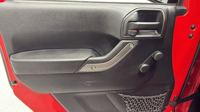 Used 2016 Jeep Wrangler Unlimited Willys image 11