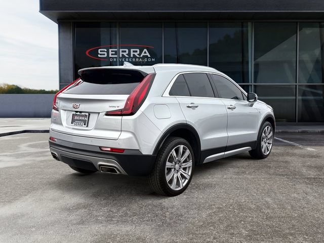 Used 2021 Cadillac XT4 Premium Luxury w/ Cold Weather Package AWD/4WD image 5