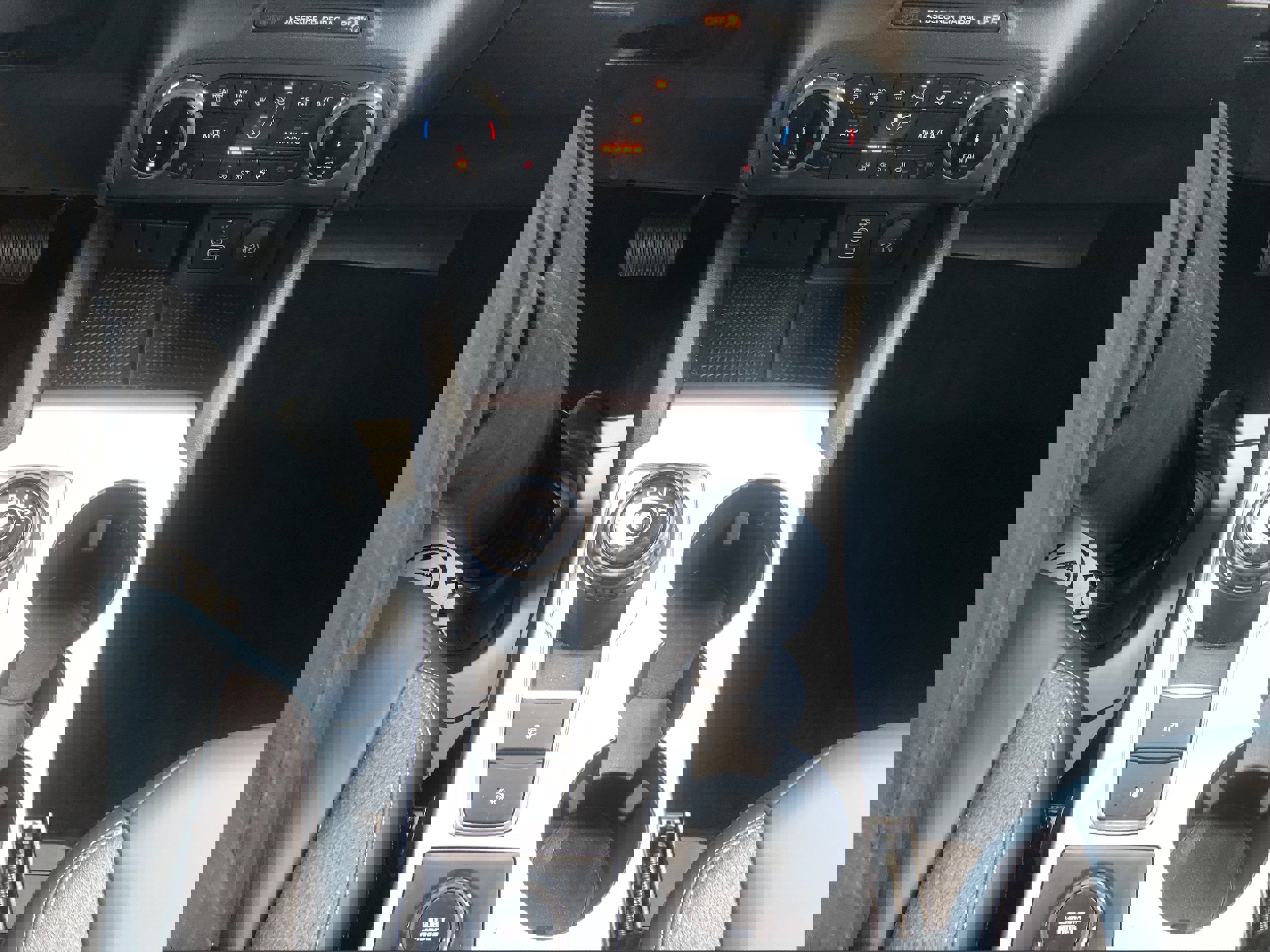 Certified 2024 Ford Bronco Sport Outer Banks image 14