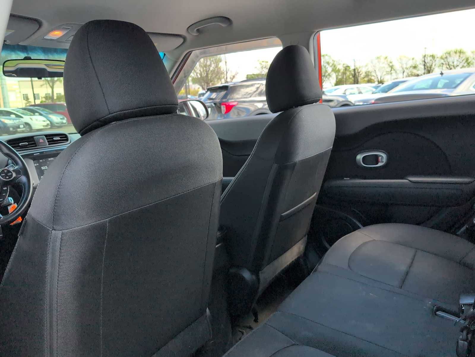 Used 2018 Kia Soul + image 18