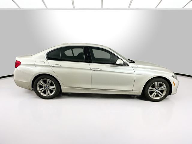 Used 2017 BMW 330i xDrive Sedan image 9