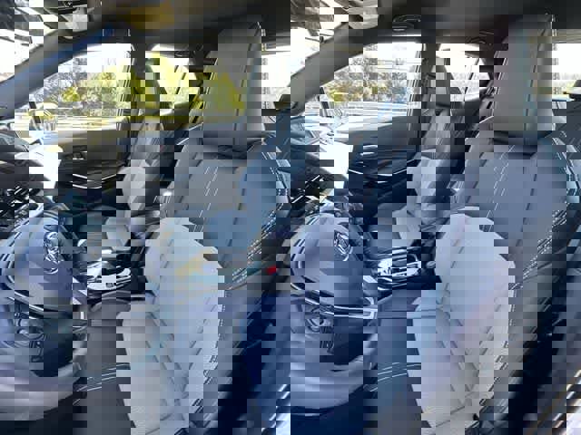 Used 2025 Toyota Corolla XSE image 15