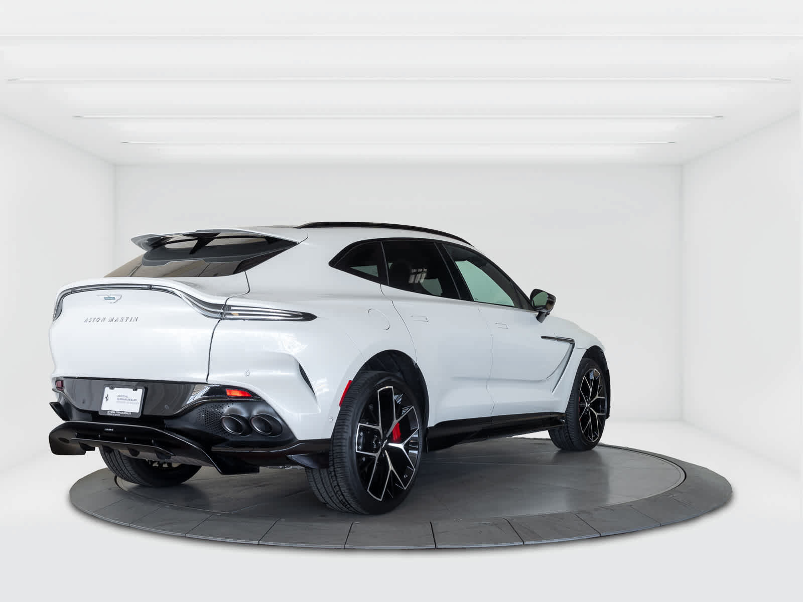 Used 2025 Aston Martin DBX 707 AWD/4WD image 5