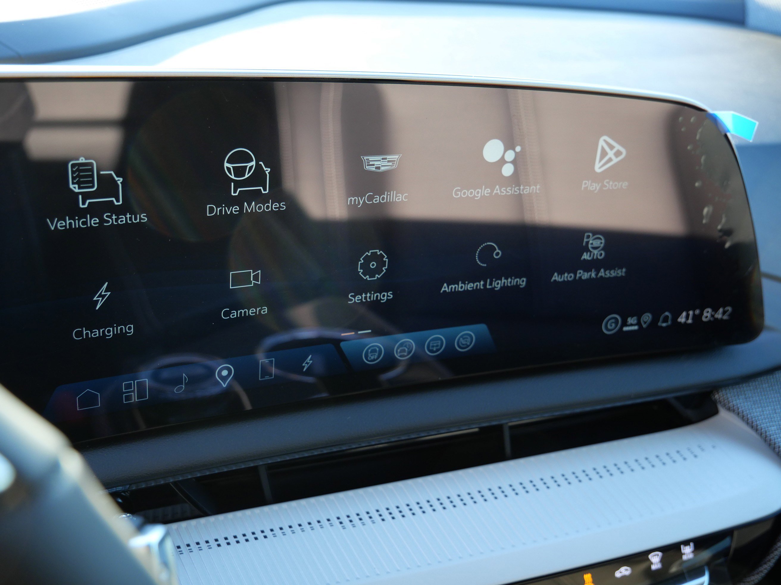 New 2026 Cadillac Optiq Sport 1 AWD/4WD image 19