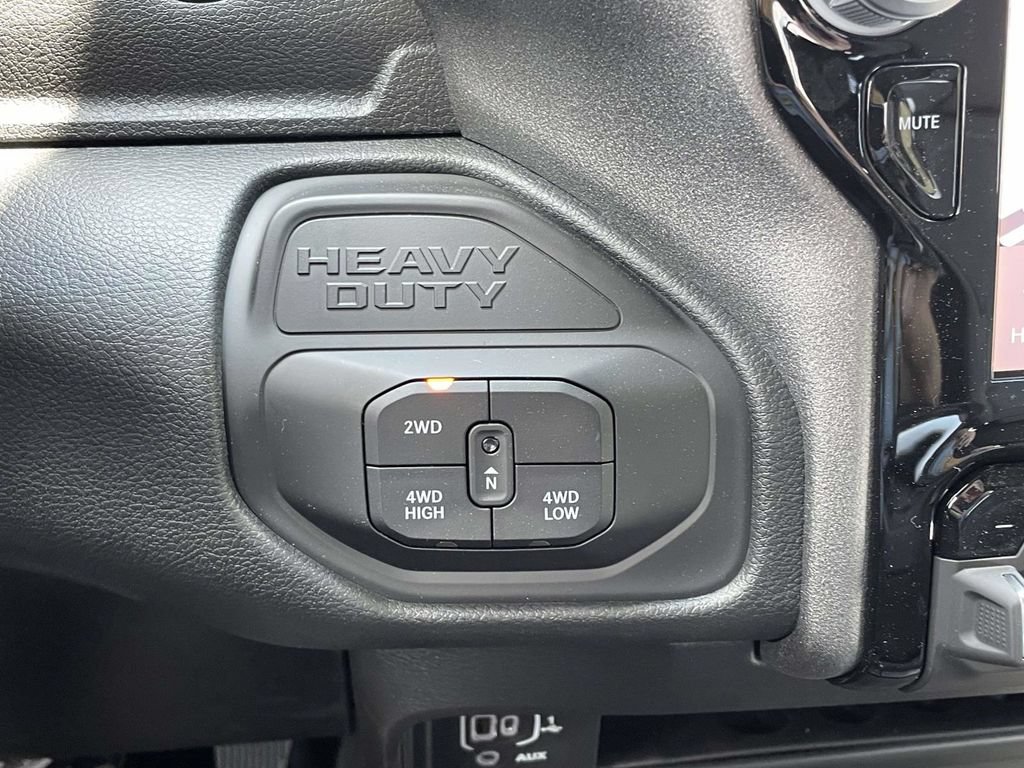 New 2026 RAM 2500 Tradesman AWD/4WD image 38