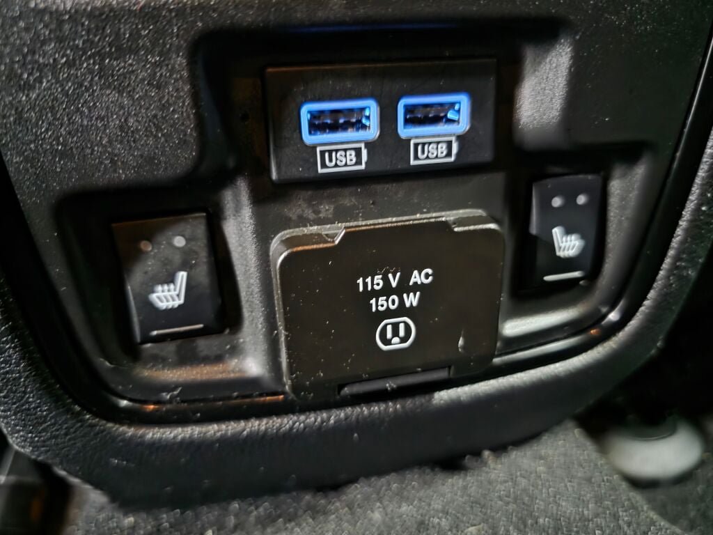 Used 2023 Dodge Durango GT AWD/4WD image 21
