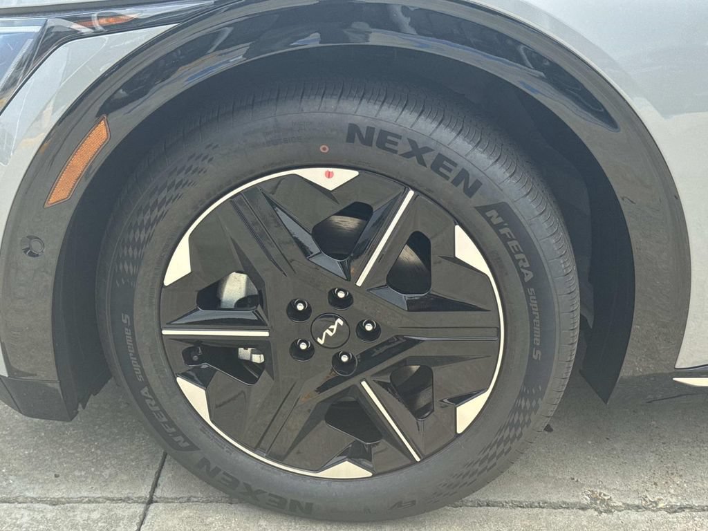 New 2026 Kia EV6 Wind AWD/4WD image 4