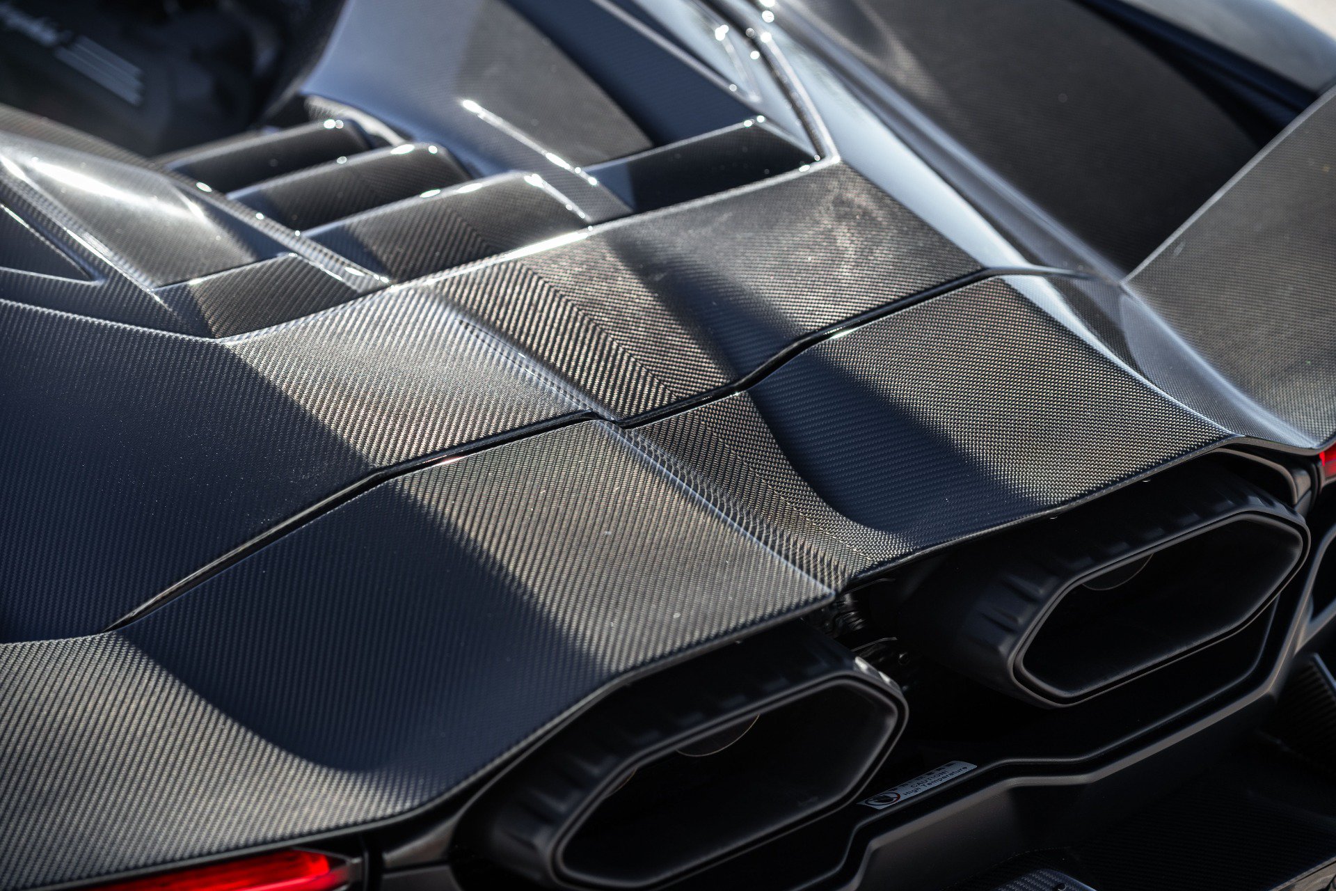 Used 2025 Lamborghini Revuelto AWD/4WD image 43