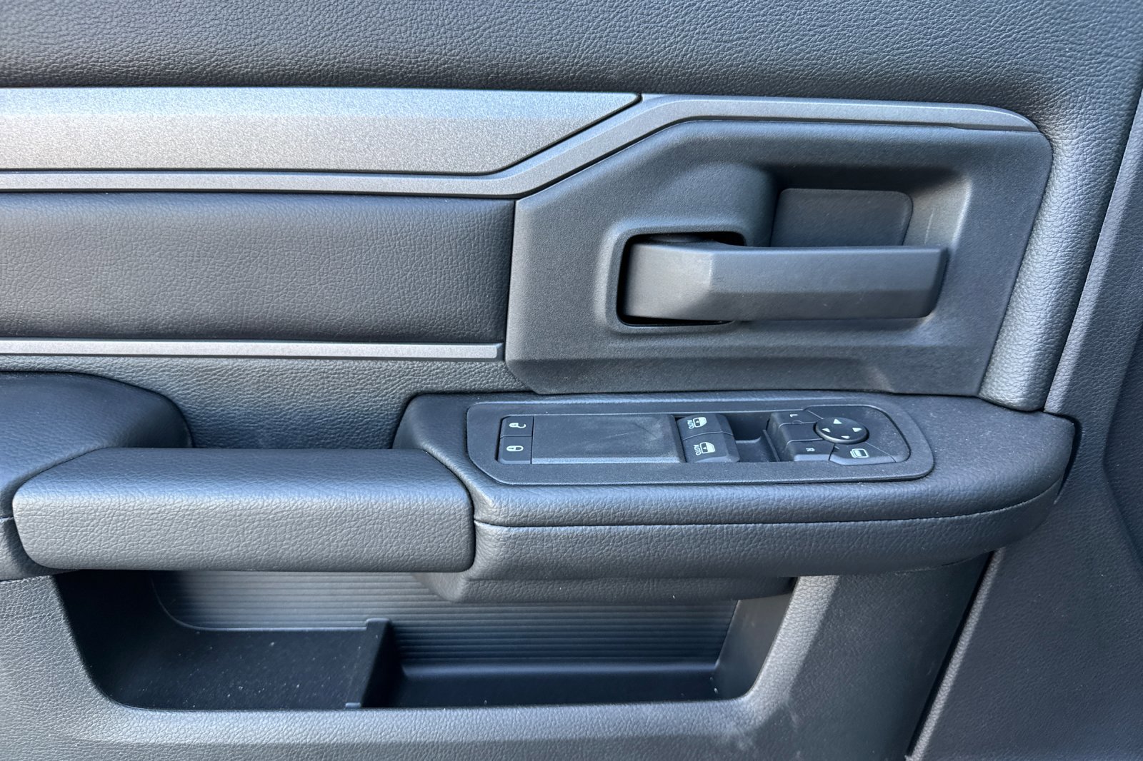 New 2026 RAM 5500 Tradesman w/ Chrome Appearance Group image 10