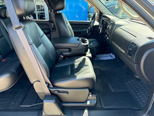 Used 2011 Chevrolet Silverado 3500 LT w/ Interior Plus Package AWD/4WD image 15