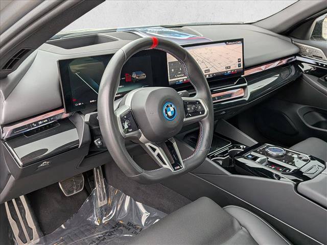 Certified 2025 BMW i5 M60 AWD/4WD image 10