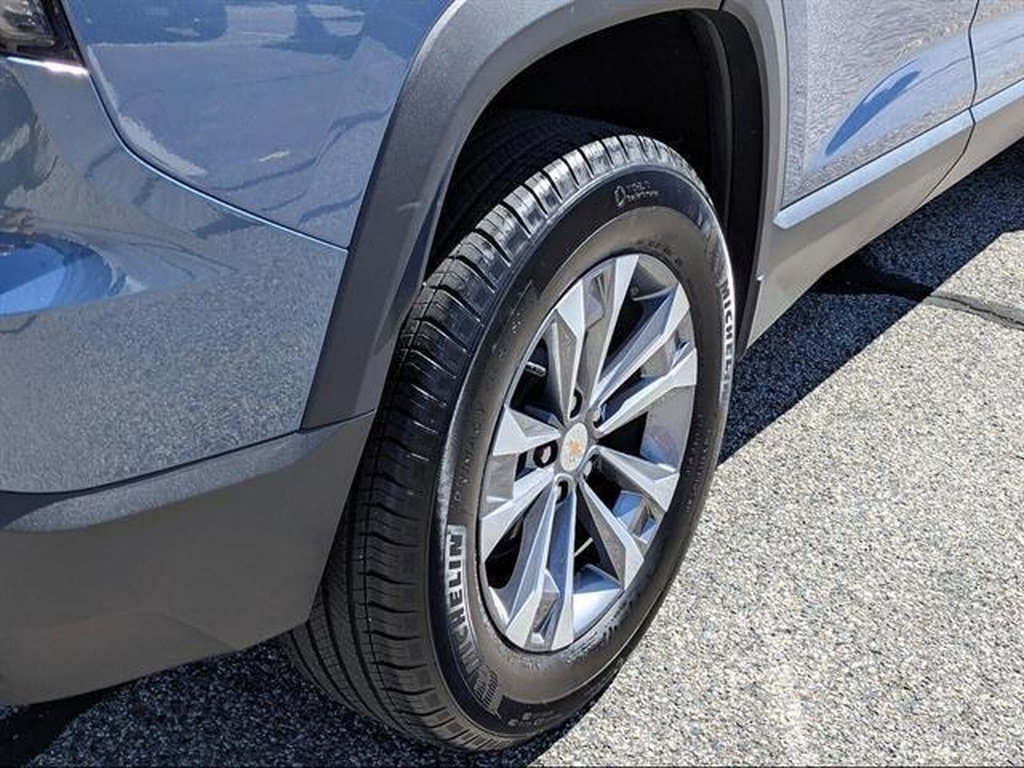 Used 2026 Chevrolet Equinox LT w/ Safety and Technology Package AWD/4WD image 46