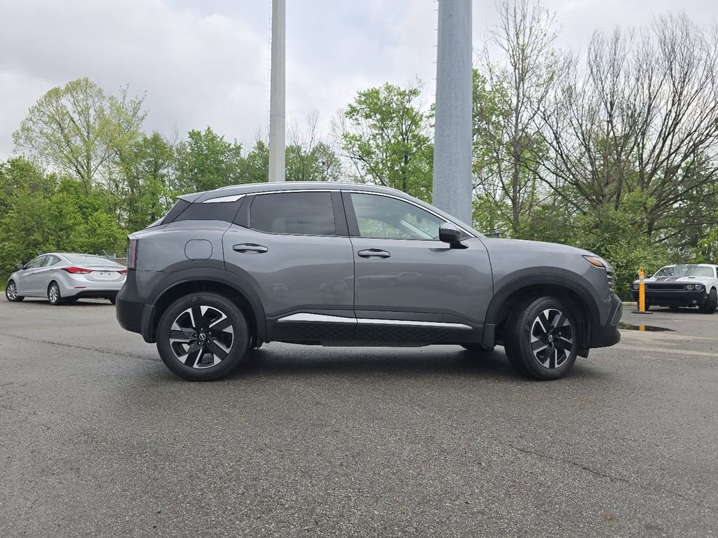 Used 2025 Nissan Kicks SV w/ SV Premium Package AWD/4WD image 16