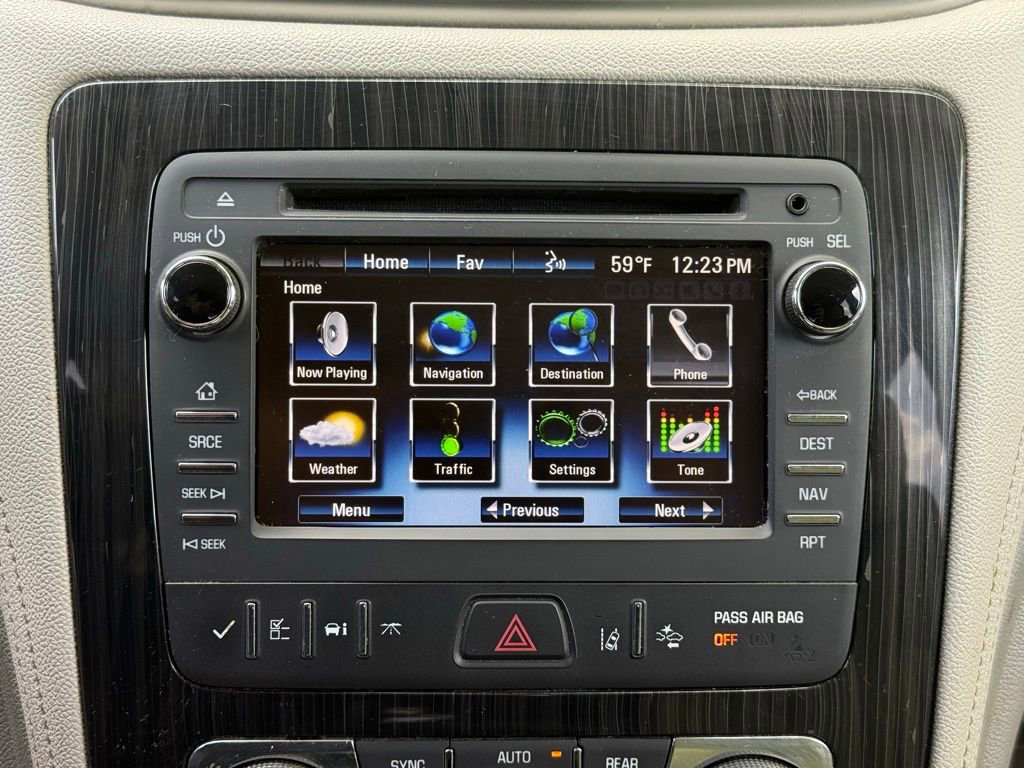 Used 2015 Chevrolet Traverse LTZ FWD image 23
