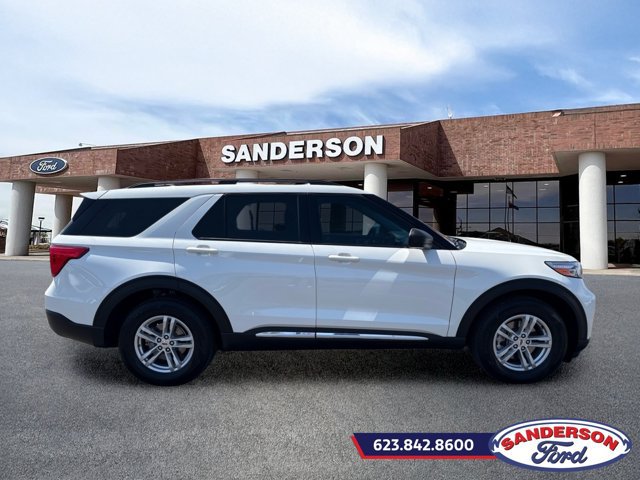 Certified 2024 Ford Explorer XLT RWD image 2