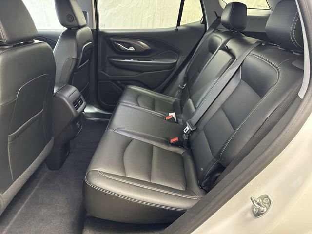 Used 2024 GMC Terrain SLT FWD image 12