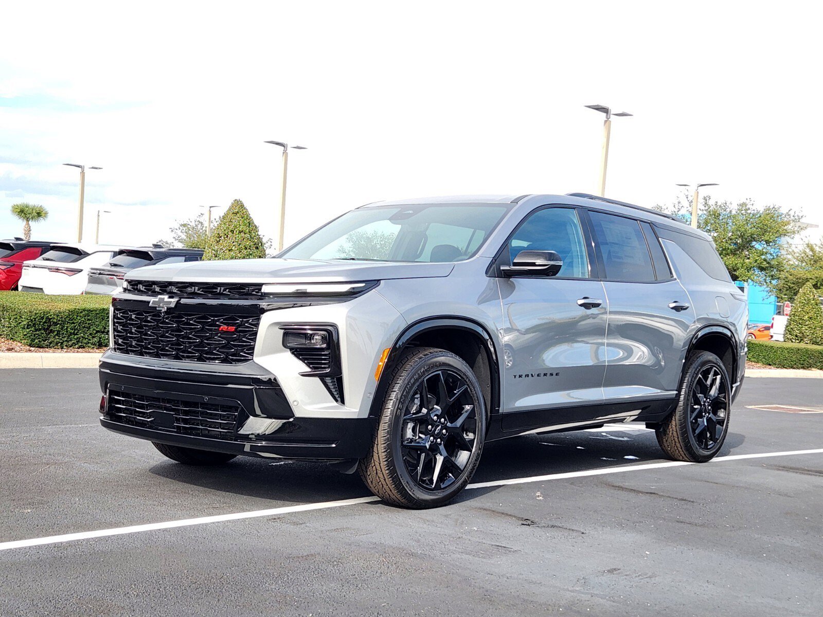 New 2026 Chevrolet Traverse RS image 2