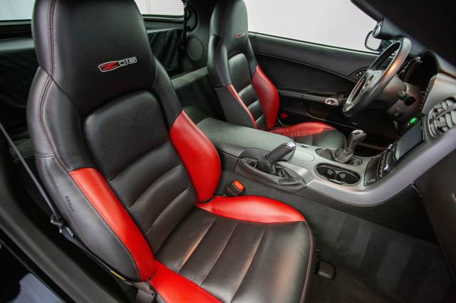 Used 2006 Chevrolet Corvette Z06 w/ Preferred Equipment Group image 21