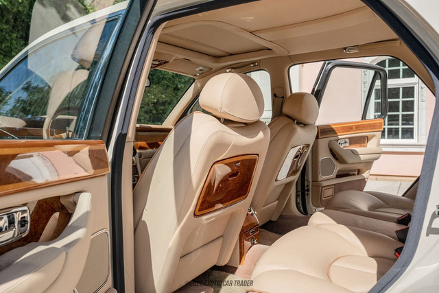 Used 2002 Rolls-Royce Silver Seraph RWD image 55