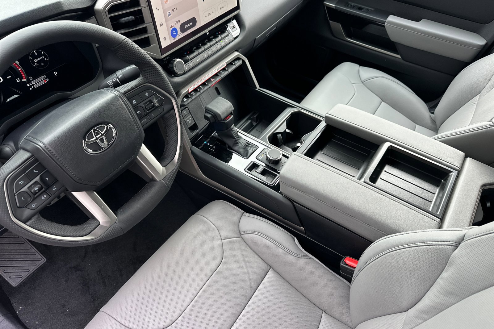 New 2026 Toyota Tundra Limited w/ TRD Off-Road Package image 8