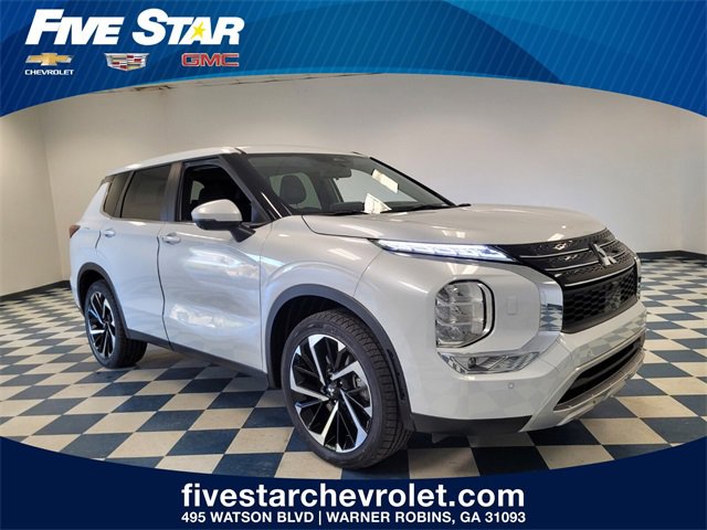 Used 2024 Mitsubishi Outlander SE Black Edition