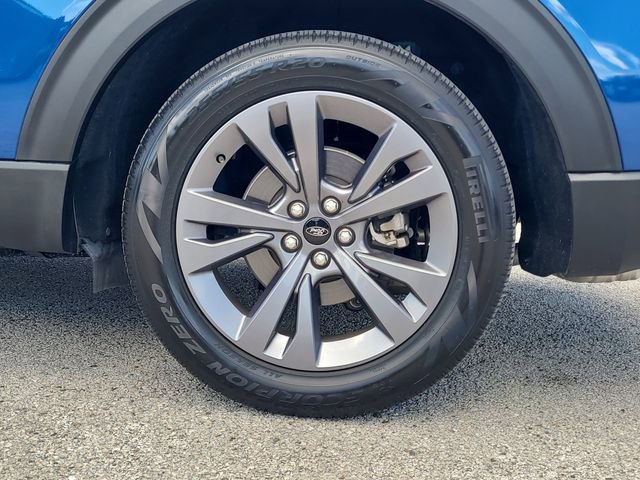 Used 2023 Ford Explorer XLT w/ Equipment Group 202A RWD image 8