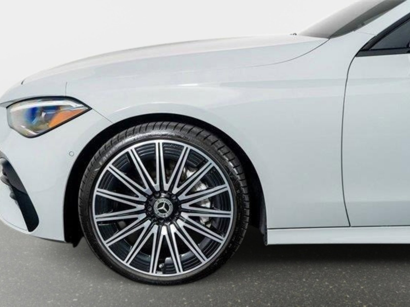 Used 2024 Mercedes-Benz CLE 450 4MATIC Coupe image 21