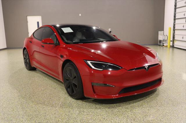 Used 2022 Tesla Model S Plaid image 1