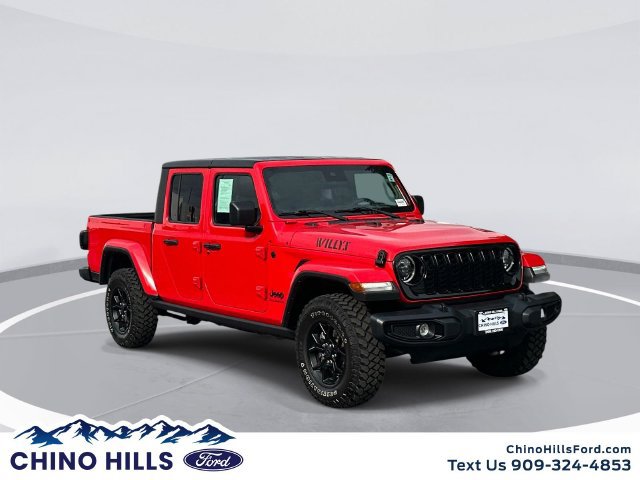 Used 2025 Jeep Gladiator Sport AWD/4WD image 1