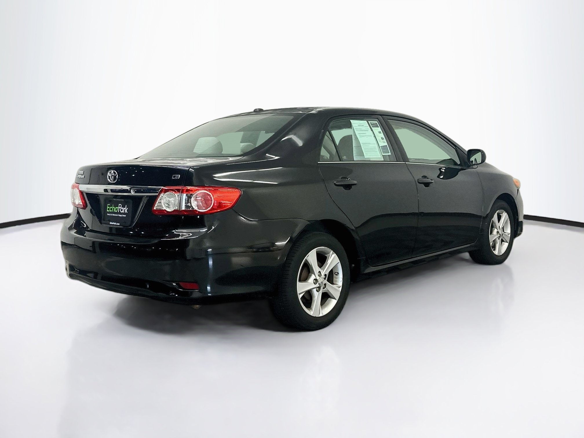 Used 2013 Toyota Corolla LE w/ Premium Pkg FWD image 9