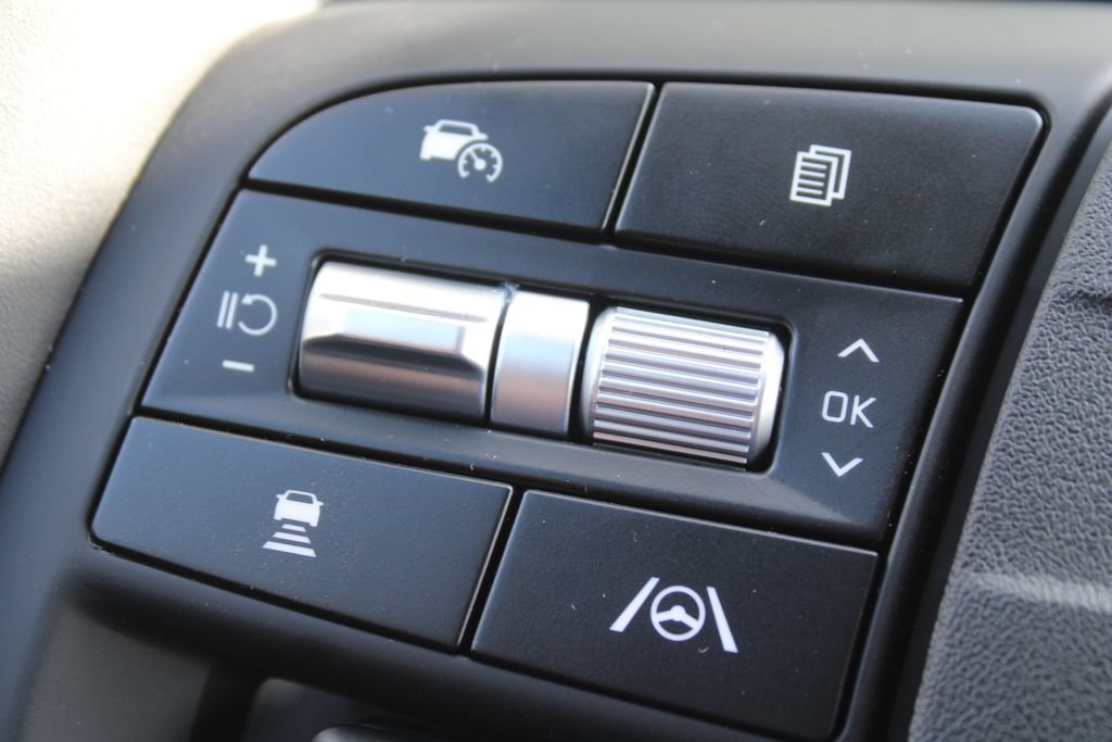 New 2027 Kia Sportage SX FWD image 28