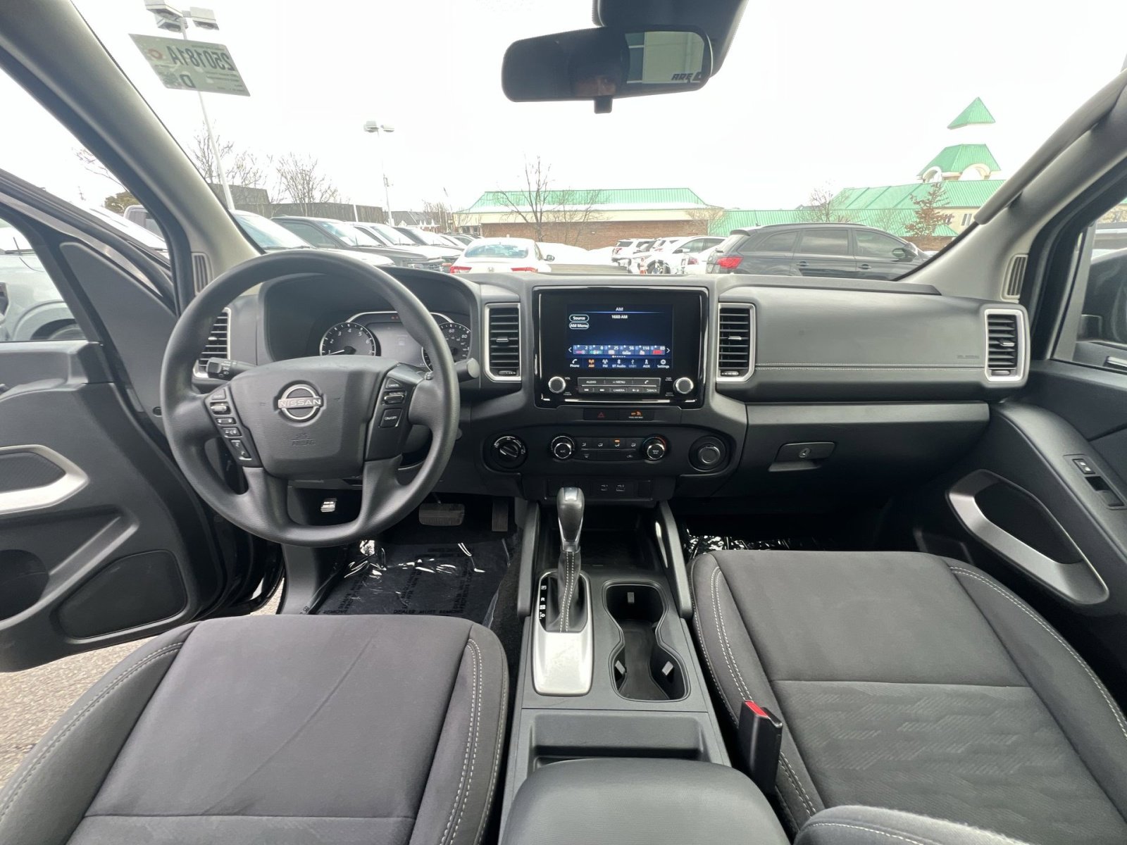 Used 2022 Nissan Frontier SV image 22