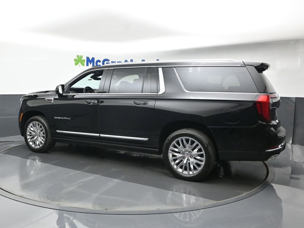 New 2026 GMC Yukon XL Denali w/ Denali Reserve Package image 27