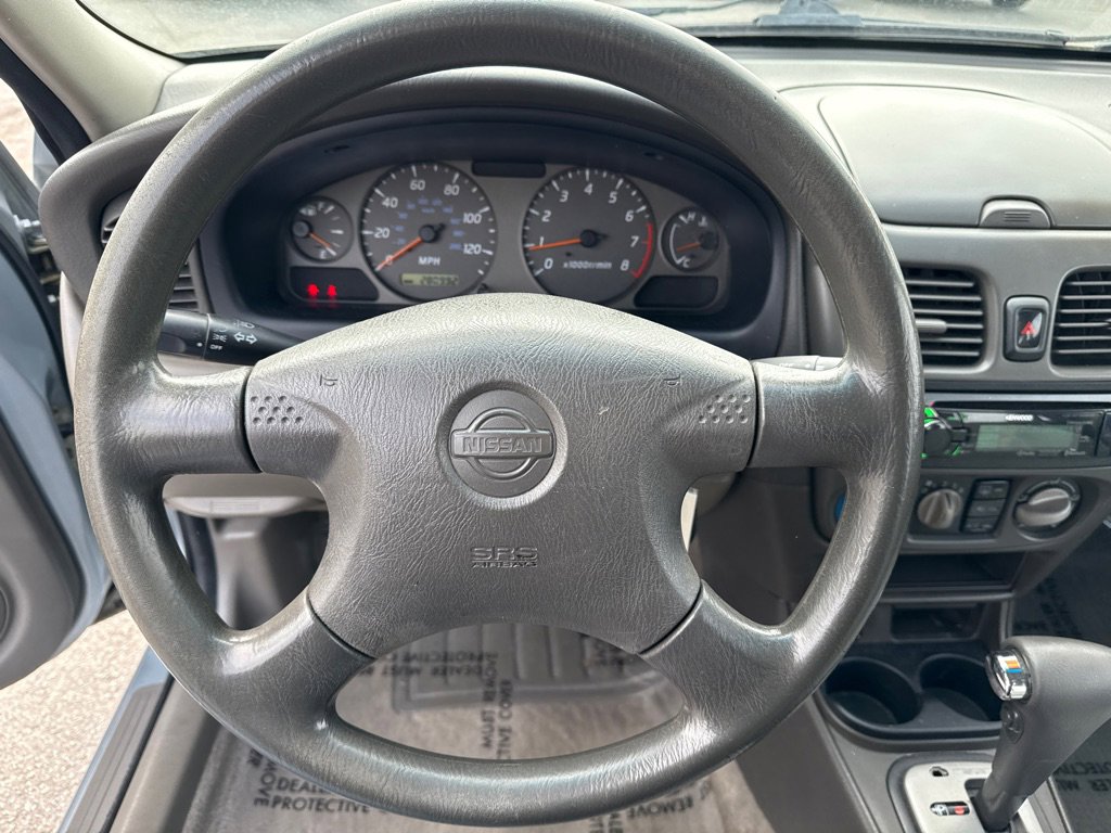 Used 2002 Nissan Sentra GXE image 9