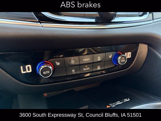 Used 2023 Buick Enclave Essence AWD/4WD image 23