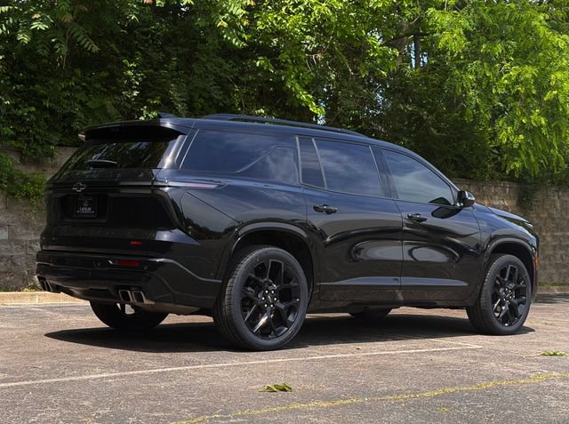 Used 2024 Chevrolet Traverse RS AWD/4WD image 5