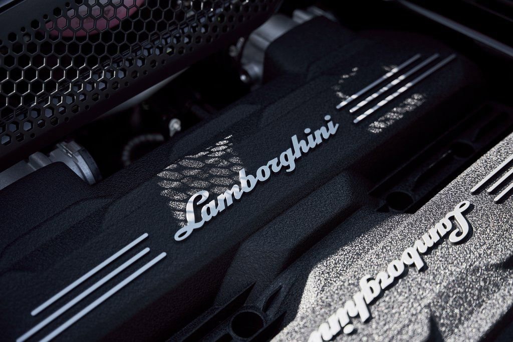 Used 2025 Lamborghini Revuelto AWD/4WD image 28