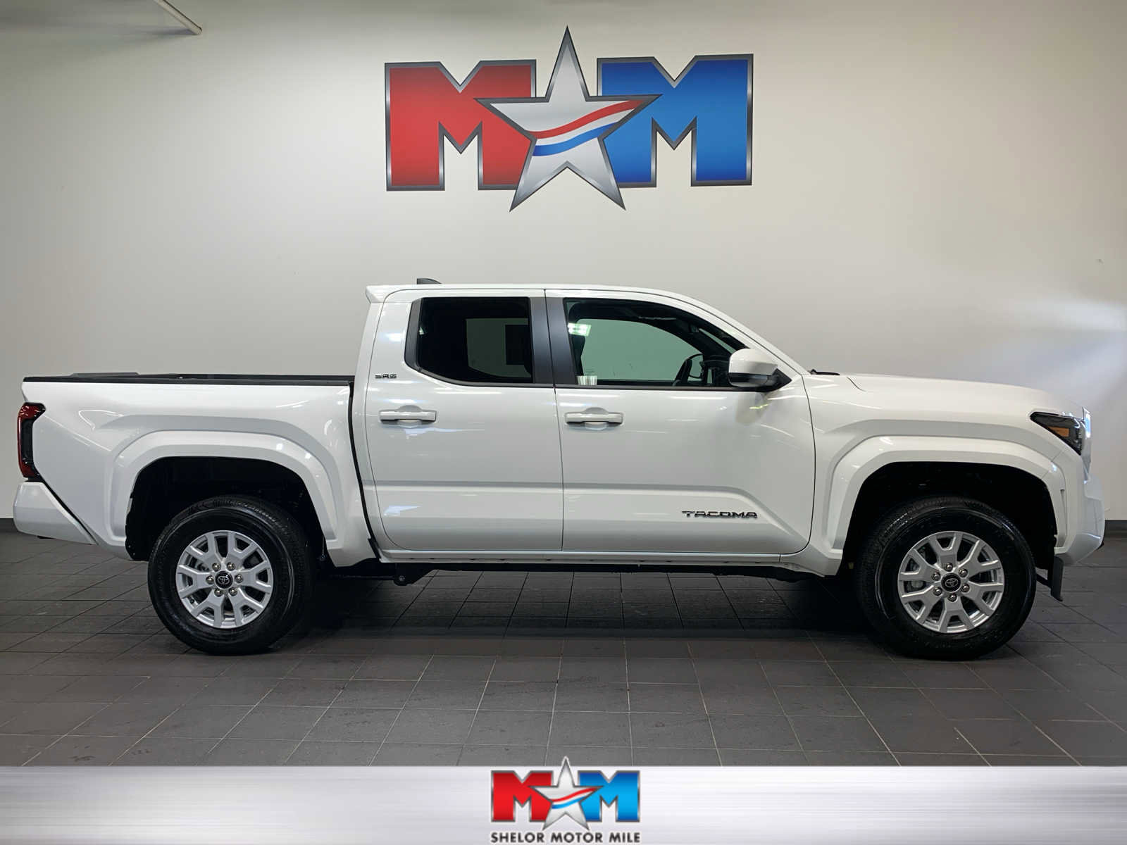 Used 2024 Toyota Tacoma SR5
