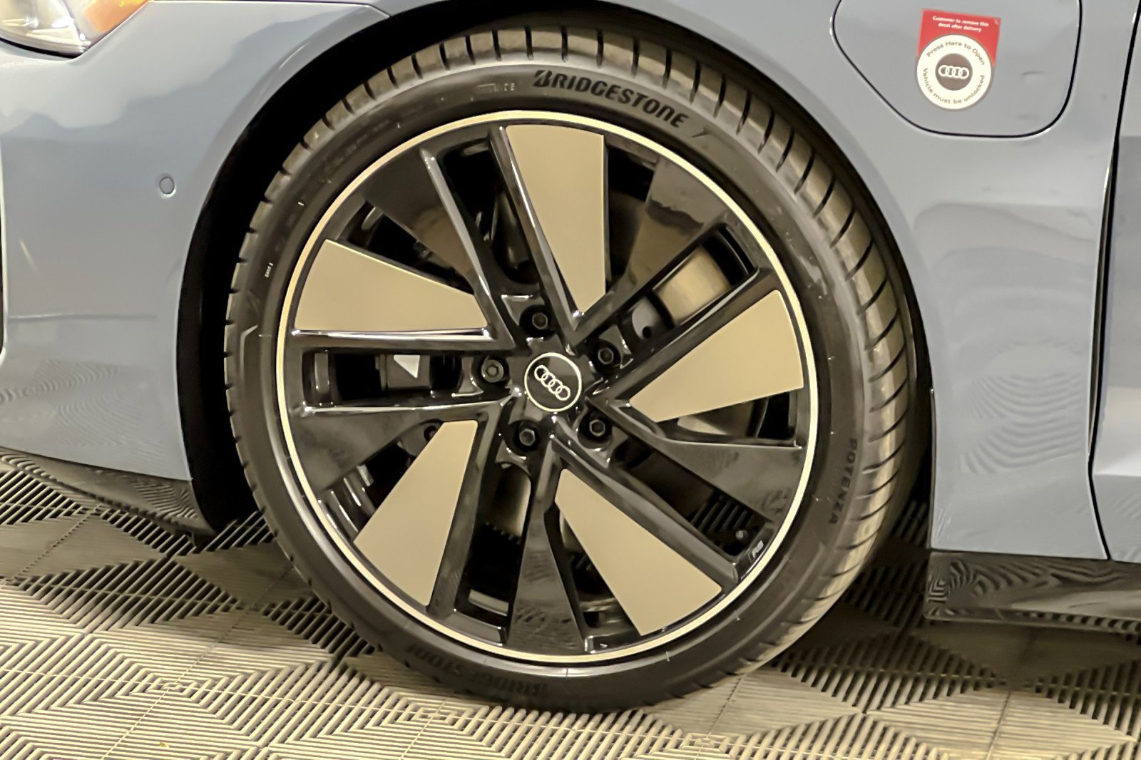 New 2026 Audi S e-tron GT Premium Plus AWD/4WD image 24