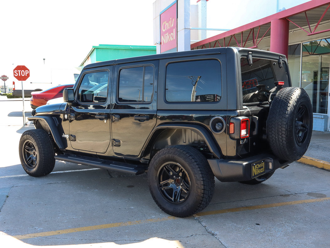 Used 2018 Jeep Wrangler Unlimited Sport S AWD/4WD image 6