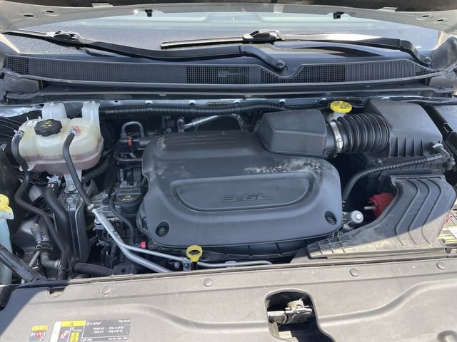 Used 2022 Chrysler Voyager LX FWD image 29