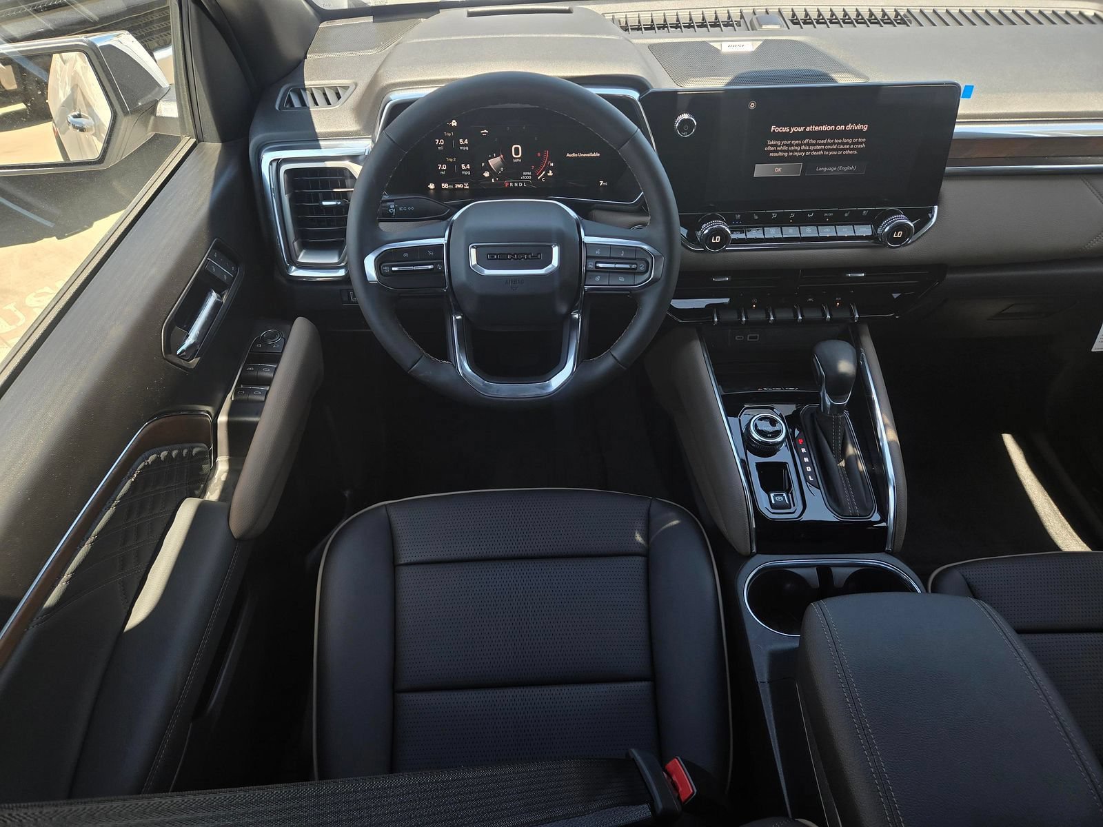 New 2026 GMC Canyon Denali AWD/4WD image 7