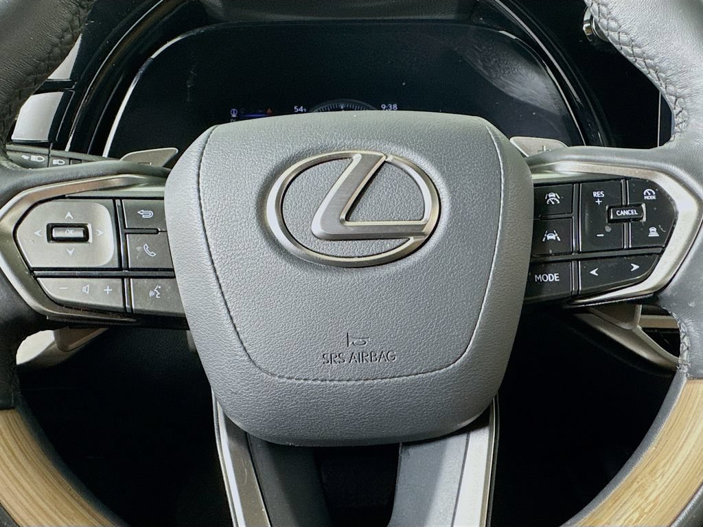 Used 2023 Lexus RX 350 Premium Plus w/ Cold Area Package AWD/4WD image 38