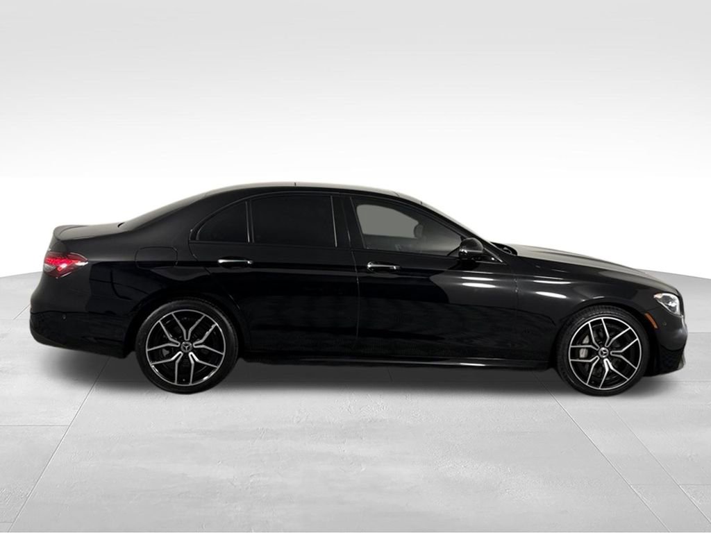 Used 2022 Mercedes-Benz E 350 Sedan image 2
