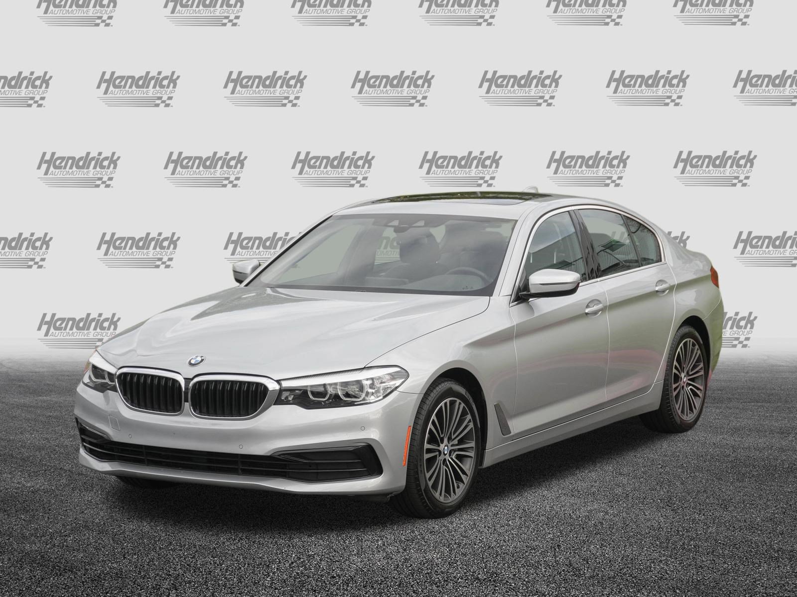 Used 2020 BMW 530i w/ Convenience Package RWD image 5